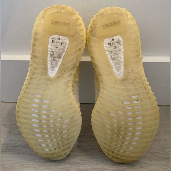 Yeezy Boost 350 V2 'Natural' - Picture 5 of 6